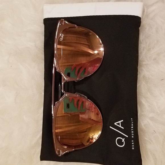 SOOOLD Quay GEMINI sunnies - Picture 3 of 8